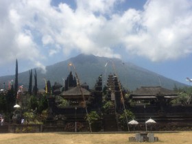 ブサキ寺院